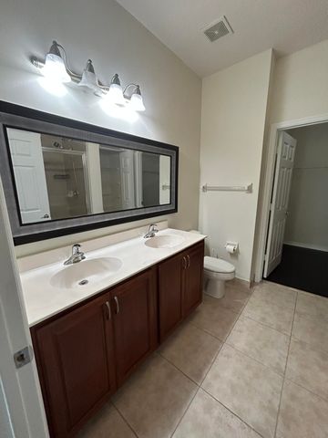 9080 Preston Place 17204, Tamarac, FL 33321