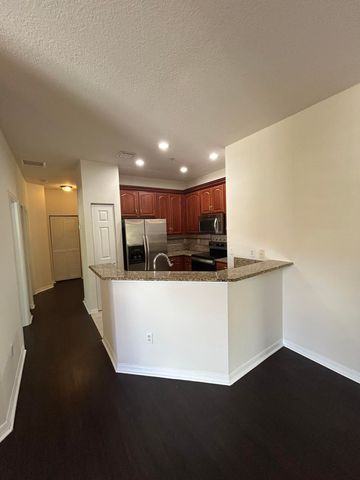9080 Preston Place 17204, Tamarac, FL 33321