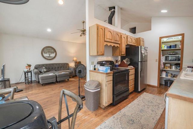 4416 N Garfield Rd, Spokane, WA 99224