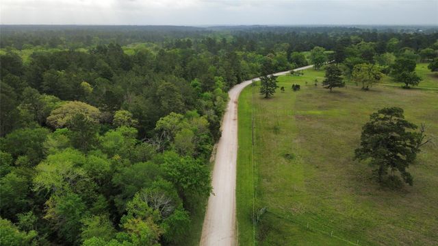 4956 County Road 448, Navasota, TX 77868