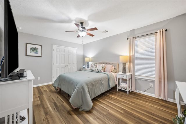 4106 Fernglade Drive, Houston, TX 77068