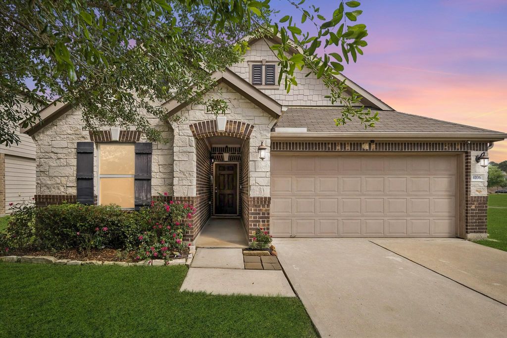 4106 Fernglade Drive, Houston, TX 77068