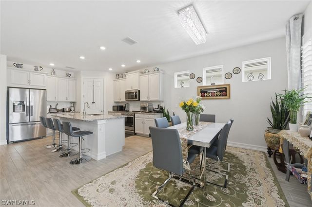 28076 SEASONS TIDE AVE, Bonita Springs, FL 34135