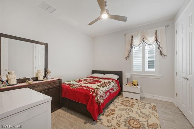 28076 SEASONS TIDE AVE, Bonita Springs, FL 34135