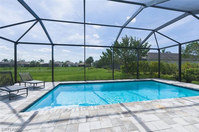 28076 SEASONS TIDE AVE, Bonita Springs, FL 34135