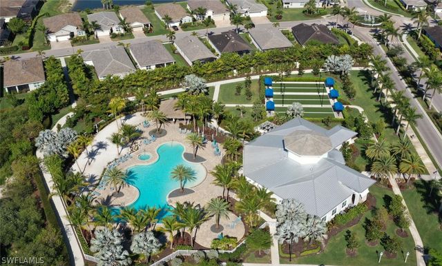 28076 SEASONS TIDE AVE, Bonita Springs, FL 34135