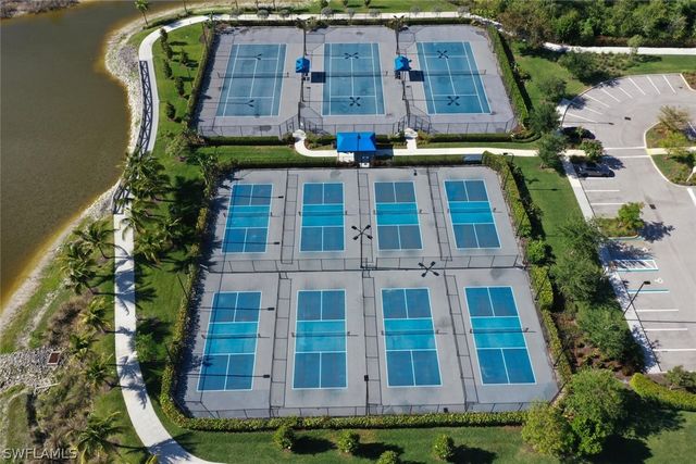 28076 SEASONS TIDE AVE, Bonita Springs, FL 34135