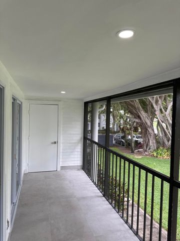 15449 Lakes Of Delray Boulevard, Delray Beach, FL 33484