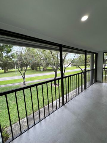 15449 Lakes Of Delray Boulevard, Delray Beach, FL 33484