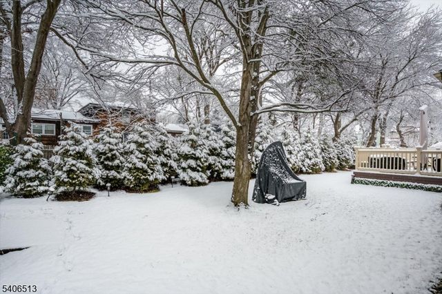 108 Elizabethtown Ct, South Plainfield Boro, NJ 07080