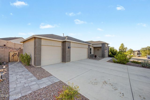 629 W Wilkinson Street, Vail, AZ 85641