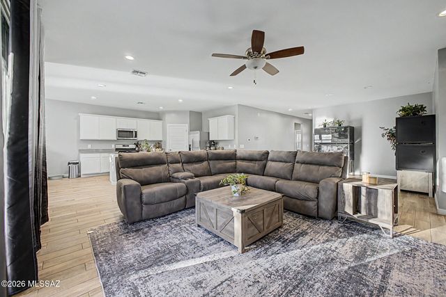629 W Wilkinson Street, Vail, AZ 85641