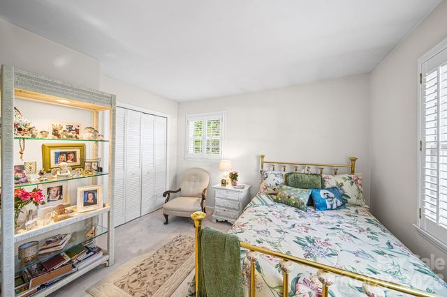 13539 Four Oaks Lane, Matthews, NC 28105