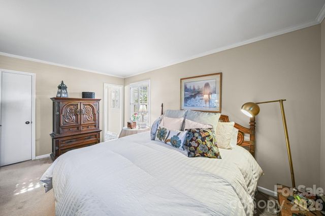 13539 Four Oaks Lane, Matthews, NC 28105