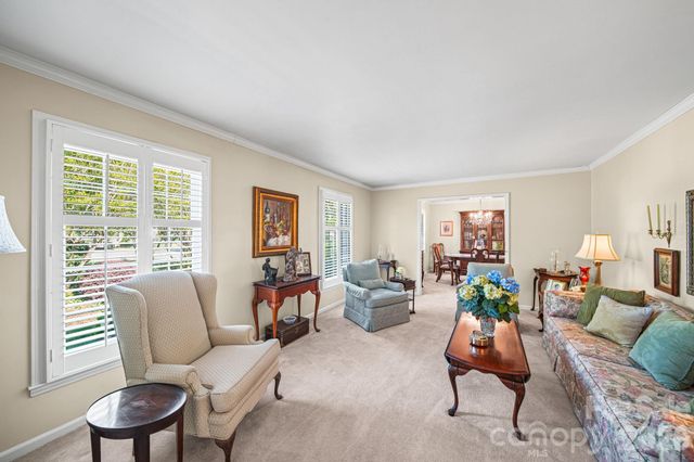 13539 Four Oaks Lane, Matthews, NC 28105