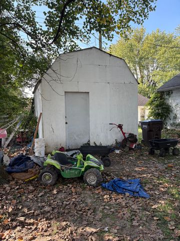 209 S Block Clark Street, Brownstown, IN 47220