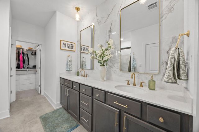 12903 Johnson Bar DR, Buda, TX 78610