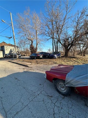 511 Troup Avenue, Kansas City, KS 60101