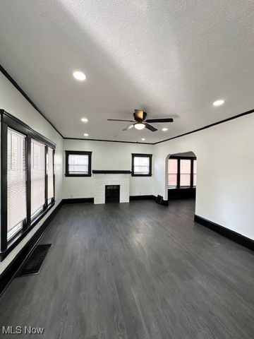 1208 Middle Avenue, Elyria, OH 44035