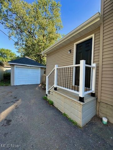 1208 Middle Avenue, Elyria, OH 44035