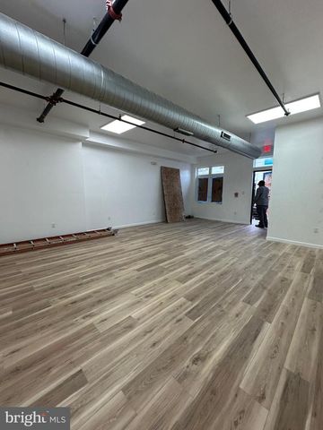 4250 LANCASTER AVE, Philadelphia, PA 19104