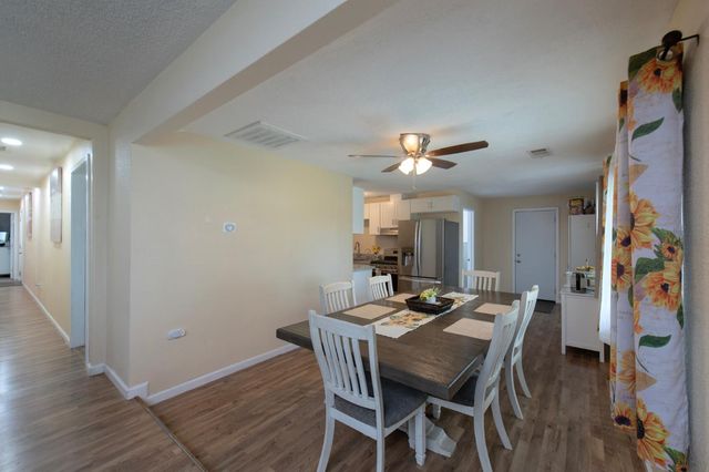 6397 W Clinton Avenue, Fresno, CA 93723