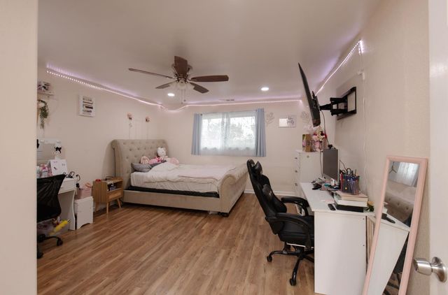 6397 W Clinton Avenue, Fresno, CA 93723