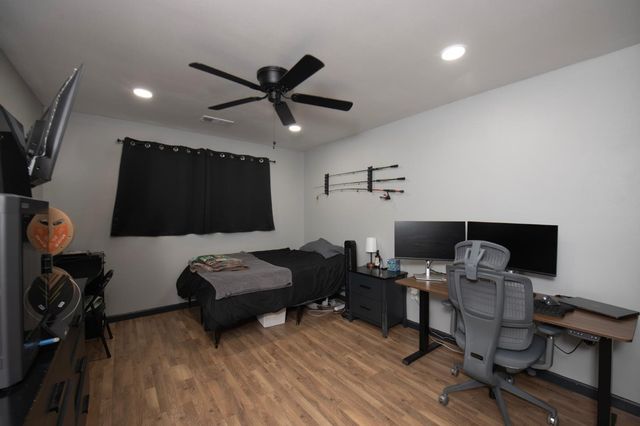 6397 W Clinton Avenue, Fresno, CA 93723
