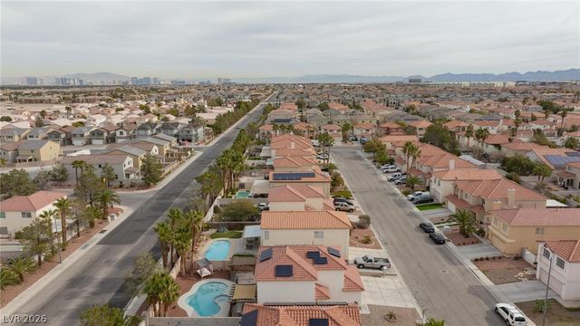8478 Prince Of Tides Court, Las Vegas, NV 89113