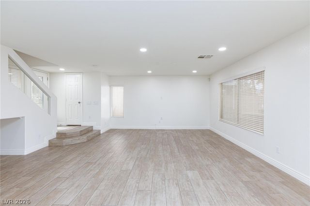 8478 Prince Of Tides Court, Las Vegas, NV 89113