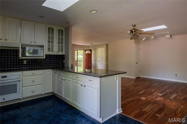 258 Ridge Trail Drive, Chesterfield, MO 63017
