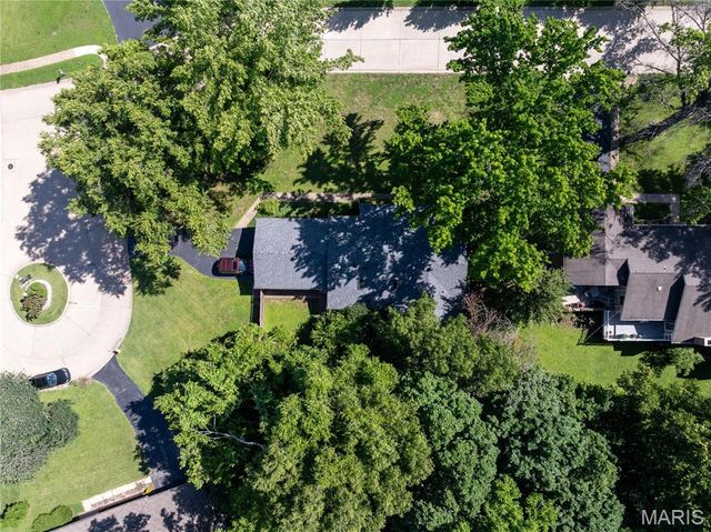 258 Ridge Trail Drive, Chesterfield, MO 63017