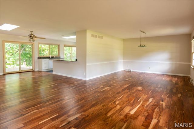 258 Ridge Trail Drive, Chesterfield, MO 63017