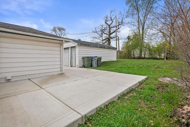 2721 S 50th STREET, Milwaukee, WI 53219