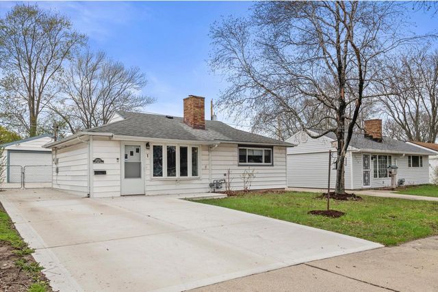 2721 S 50th STREET, Milwaukee, WI 53219