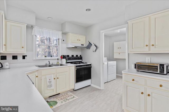 7239 SUPINLICK RIDGE RD, Mount Jackson, VA 22842