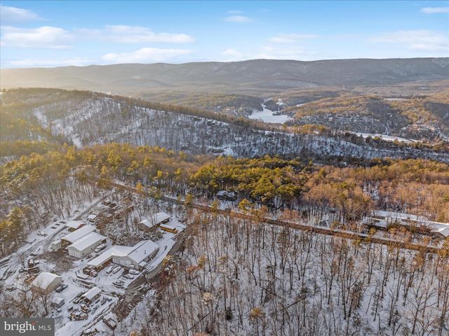 7239 SUPINLICK RIDGE RD, Mount Jackson, VA 22842