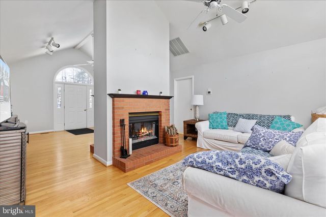 7239 SUPINLICK RIDGE RD, Mount Jackson, VA 22842