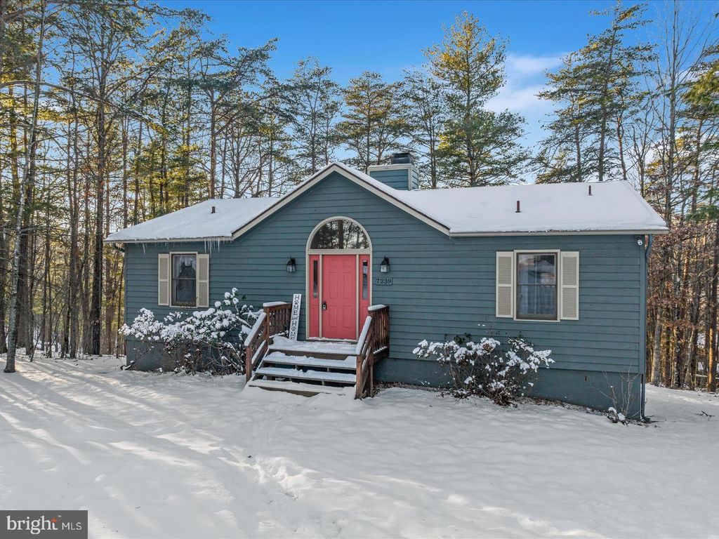 7239 SUPINLICK RIDGE RD, Mount Jackson, VA 22842