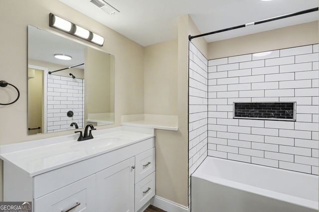 140 Kim Loop, Demorest, GA 30535