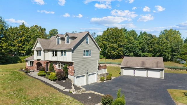 21 Cranberry Street, Pepperell, MA 01463