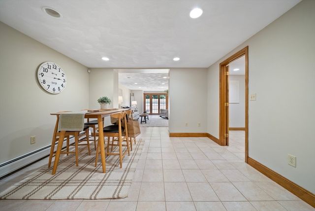 21 Cranberry Street, Pepperell, MA 01463