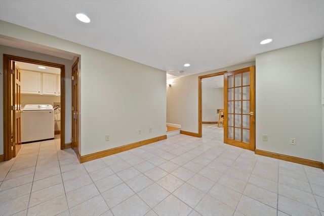 21 Cranberry Street, Pepperell, MA 01463