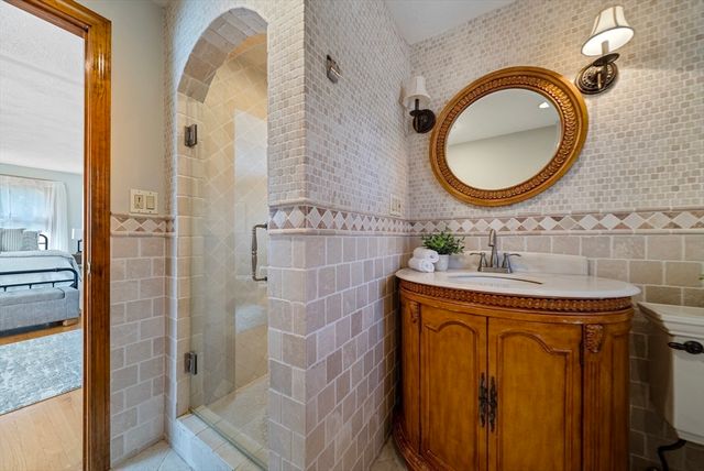 21 Cranberry Street, Pepperell, MA 01463