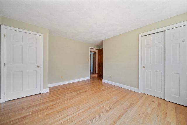 21 Cranberry Street, Pepperell, MA 01463