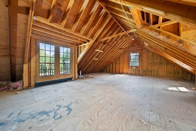 21 Cranberry Street, Pepperell, MA 01463