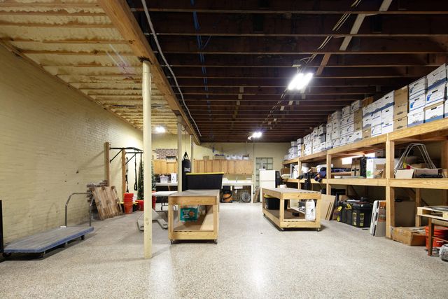 146 E Third Street, Lexington, KY 40508