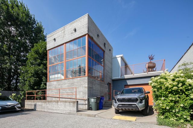 146 E Third Street, Lexington, KY 40508