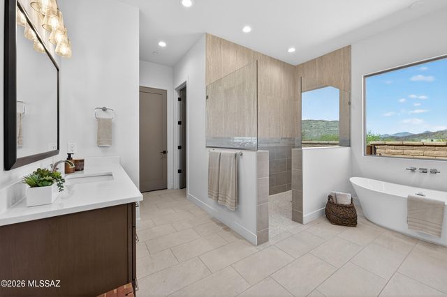 8125 S Circle C Ranch Road, Vail, AZ 85641