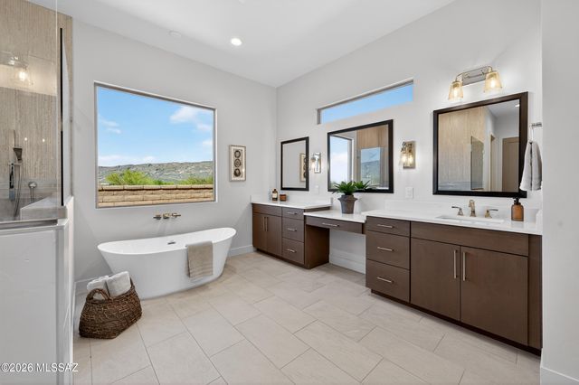 8125 S Circle C Ranch Road, Vail, AZ 85641